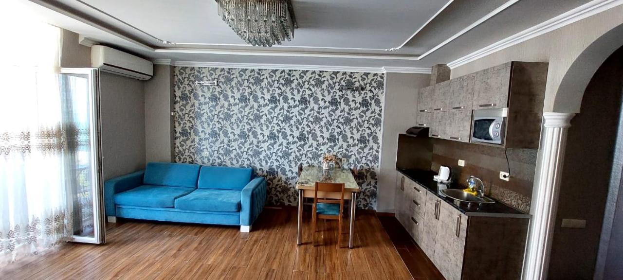 Aparthotel In Orbi Sea Towers Batumi Kültér fotó