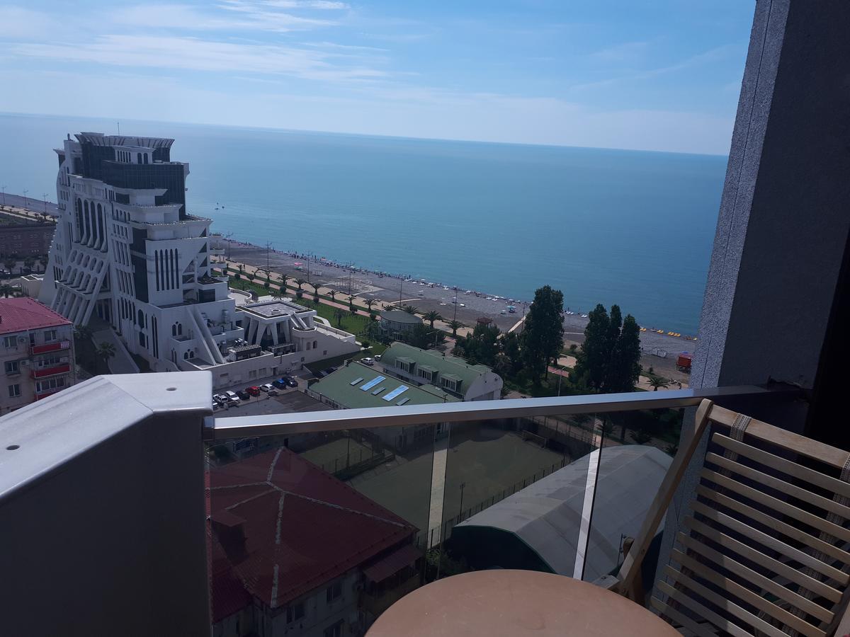 Aparthotel In Orbi Sea Towers Batumi Kültér fotó